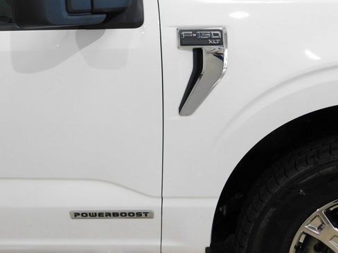 Used 2022 Ford F150 XLT w/ Equipment Group 301A Mid image 14