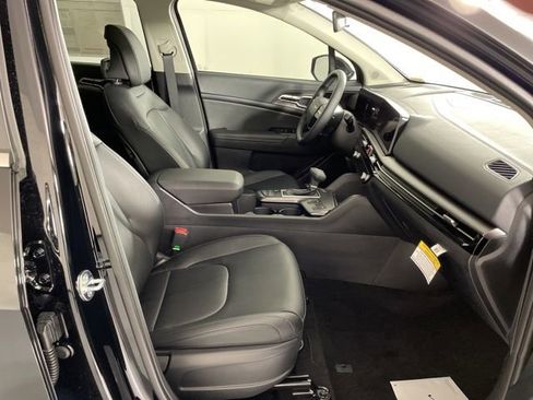 New 2026 Kia Sportage EX w/ EX Panorama Roof Package image 44