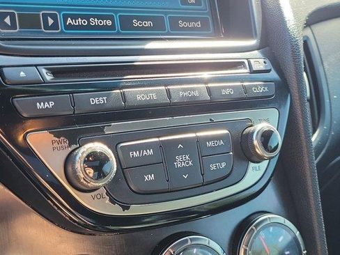 Used 2013 Hyundai Genesis 3.8 image 28