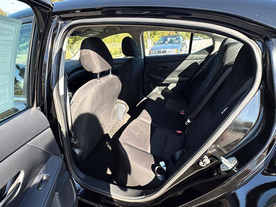 Certified 2025 Nissan Sentra SV FWD image 17