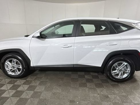 Used 2026 Hyundai Tucson SE FWD image 5