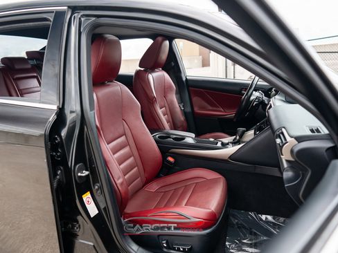 Used 2018 Lexus IS 300 F Sport w/ F Sport Package image 14