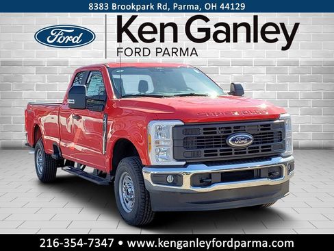 New 2025 Ford F250 XLT image 3