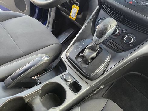 Used 2015 Ford Escape S FWD image 37