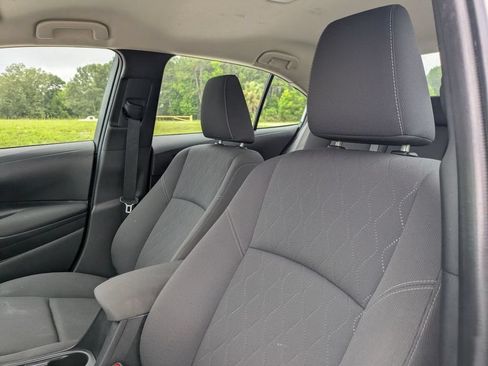 Used 2024 Toyota Corolla LE FWD image 12