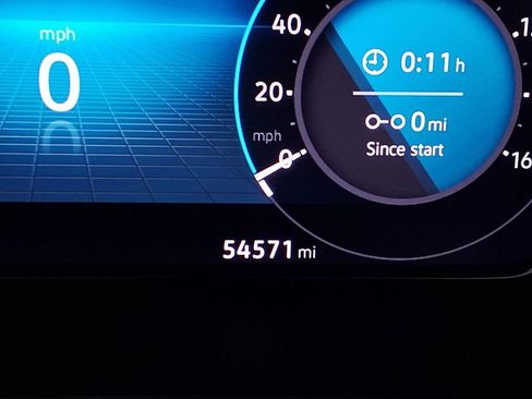 Used 2024 Volkswagen Atlas SE AWD/4WD image 18