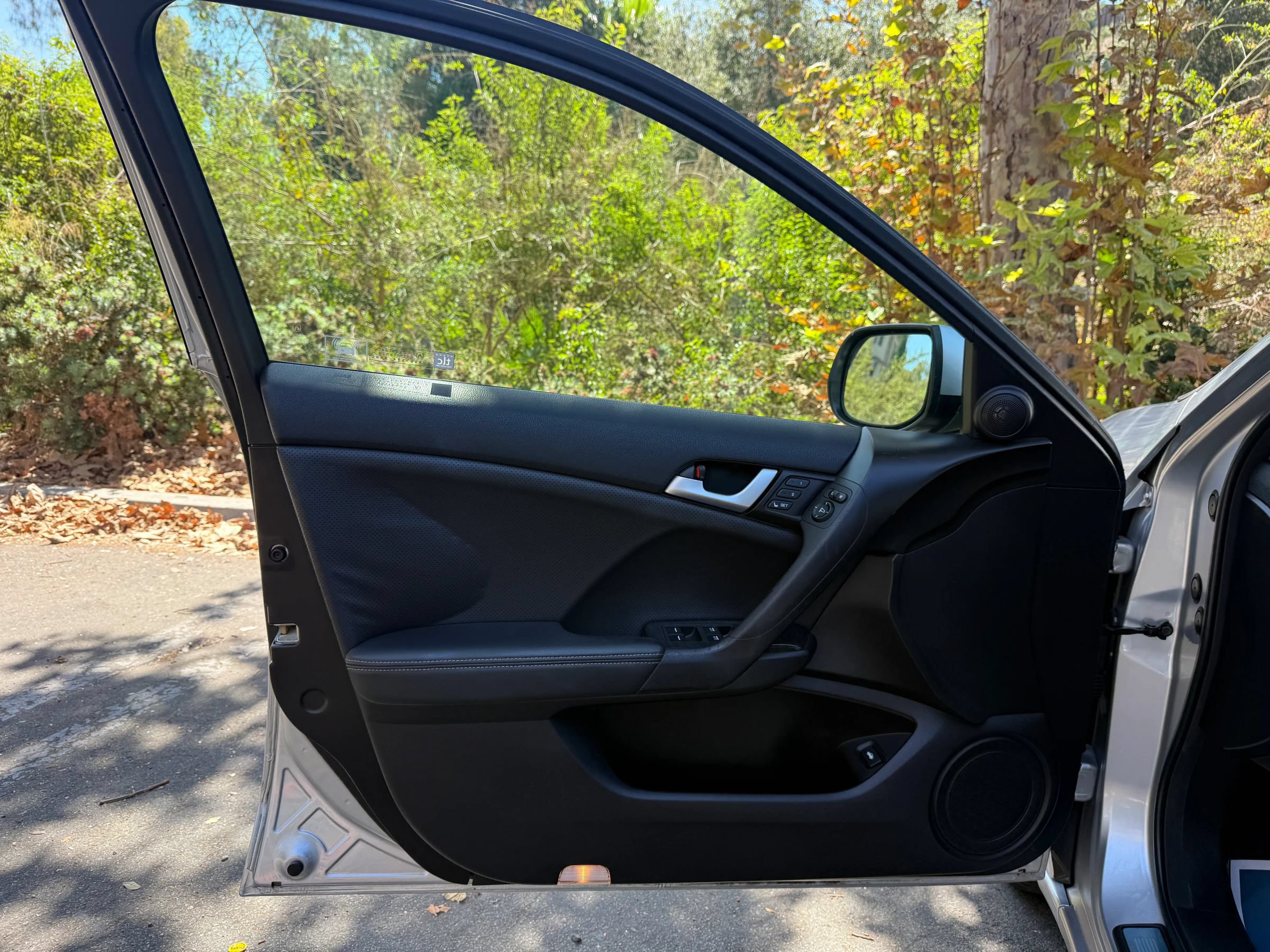 Used 2011 Acura TSX Sedan FWD image 23