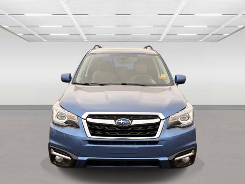 Used 2018 Subaru Forester 2.5i Limited AWD/4WD image 8