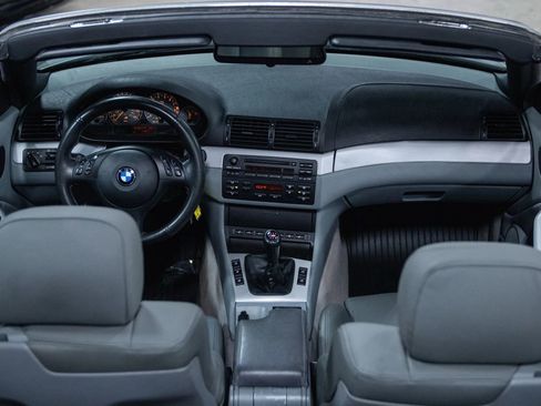 Used 2004 BMW M3 Convertible image 26