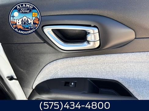 Used 2022 Jeep Compass Latitude w/ Convenience Group image 19