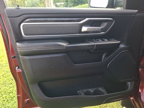 Used 2020 RAM 1500 Big Horn AWD/4WD image 12