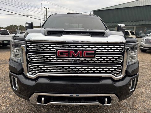 Used 2020 GMC Sierra 3500 Denali w/ Denali Ultimate Package image 8