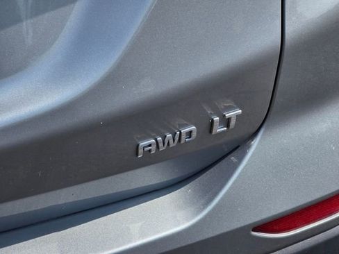 Used 2023 Chevrolet Equinox LT image 13