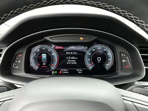 Used 2023 Audi Q8 Premium Plus AWD/4WD image 9