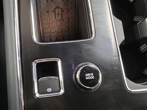 Used 2025 Lincoln Aviator AWD w/ Jet Appearance Package image 11