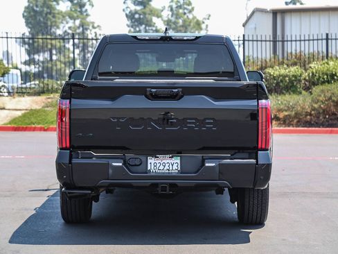 Used 2024 Toyota Tundra Platinum AWD/4WD image 6