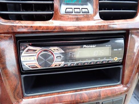 Used 2005 Hyundai Sonata GLS FWD image 18