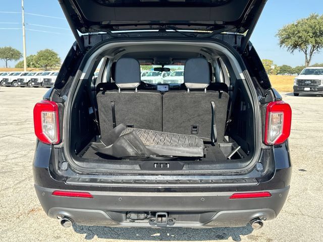 Used 2023 Ford Explorer XLT w/ Equipment Group 202A RWD image 23