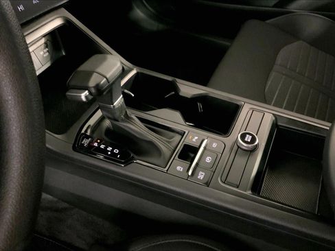 Certified 2025 Kia K5 LXS FWD image 17
