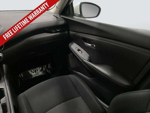 Used 2024 Nissan Sentra SV FWD image 23