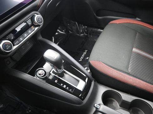 Certified 2025 Nissan Versa SR w/ Trunk Package image 12