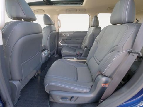 New 2025 INFINITI QX80 Luxe image 12