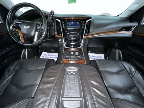 Used 2015 Cadillac Escalade ESV Premium AWD/4WD image 18