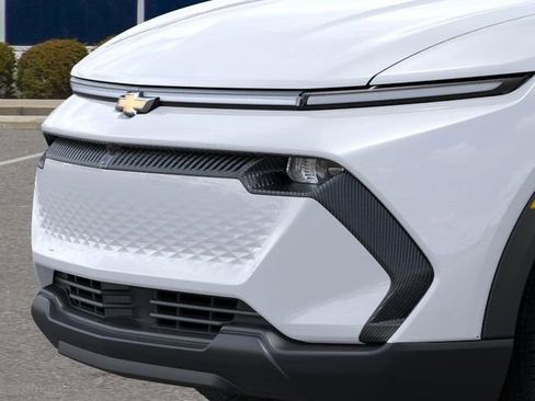 New 2026 Chevrolet Equinox EV LT image 13