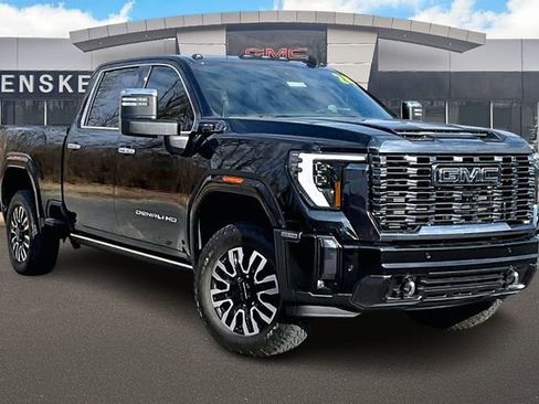 Certified 2024 GMC Sierra 3500 Denali Ultimate image 11