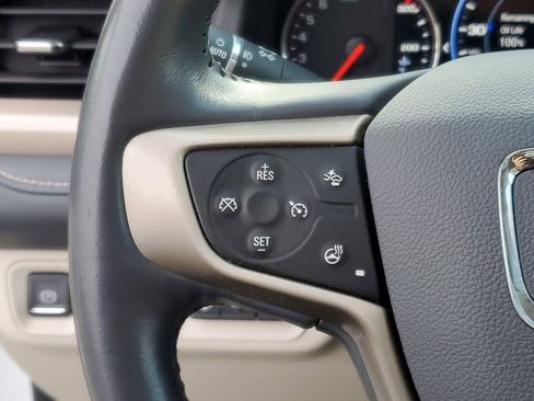 Used 2021 GMC Acadia Denali w/ Denali Technology Package image 15