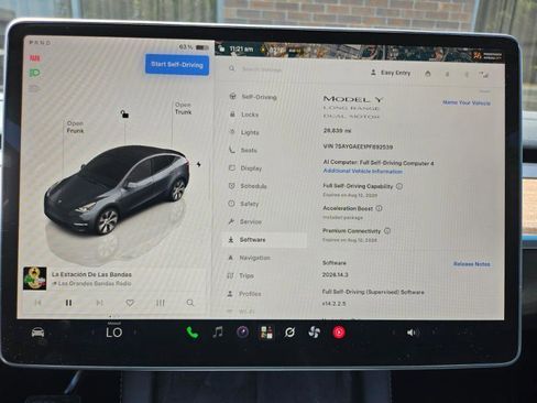 Used 2023 Tesla Model Y Long Range AWD/4WD image 3