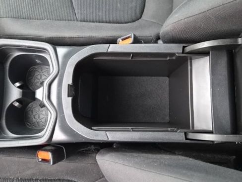 Used 2020 Toyota RAV4 LE image 24