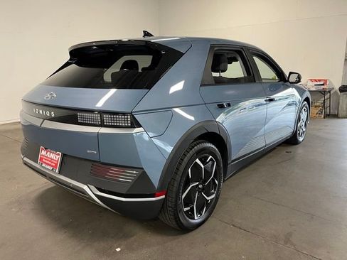 Used 2024 Hyundai Ioniq 5 SE AWD/4WD image 3