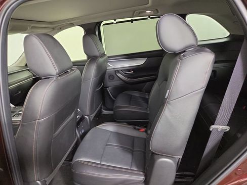 Used 2024 MAZDA CX-90 3.3 Turbo w/ Premium Package AWD/4WD image 15