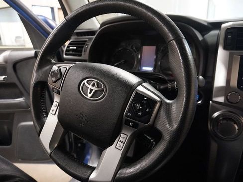 Used 2020 Toyota 4Runner SR5 Premium w/ Moonroof Package image 13