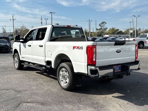 Used 2025 Ford F250 XLT w/ FX4 Off-Road Package image 8