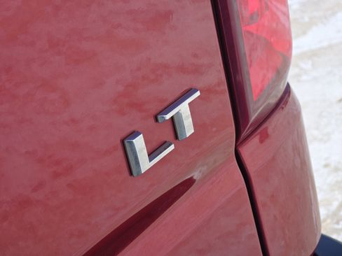 Used 2019 Chevrolet Silverado 1500 LT Trail Boss image 13