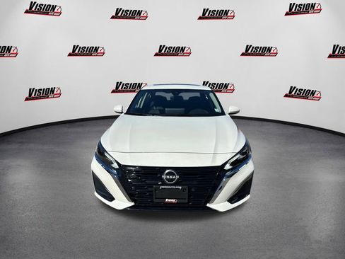 New 2025 Nissan Altima 2.5 SL image 2