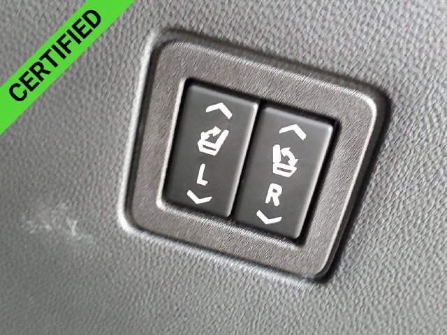 Certified 2023 Chevrolet Traverse High Country AWD/4WD image 35