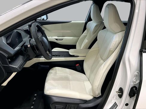 New 2026 Lexus ES 350e FWD image 18