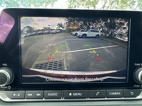 Used 2023 Nissan Rogue SV image 24