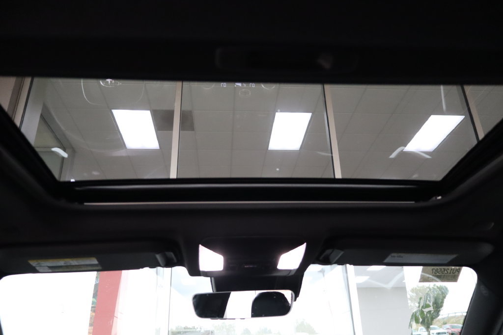 Used 2023 Toyota RAV4 XSE AWD/4WD image 31