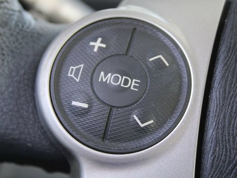 Used 2015 Toyota Prius Four FWD image 26