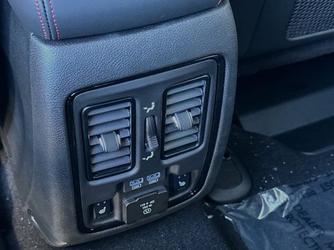 New 2024 Dodge Durango GT image 13