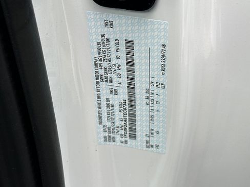 New 2026 Ford F250 XL w/ XL Chrome Package image 25