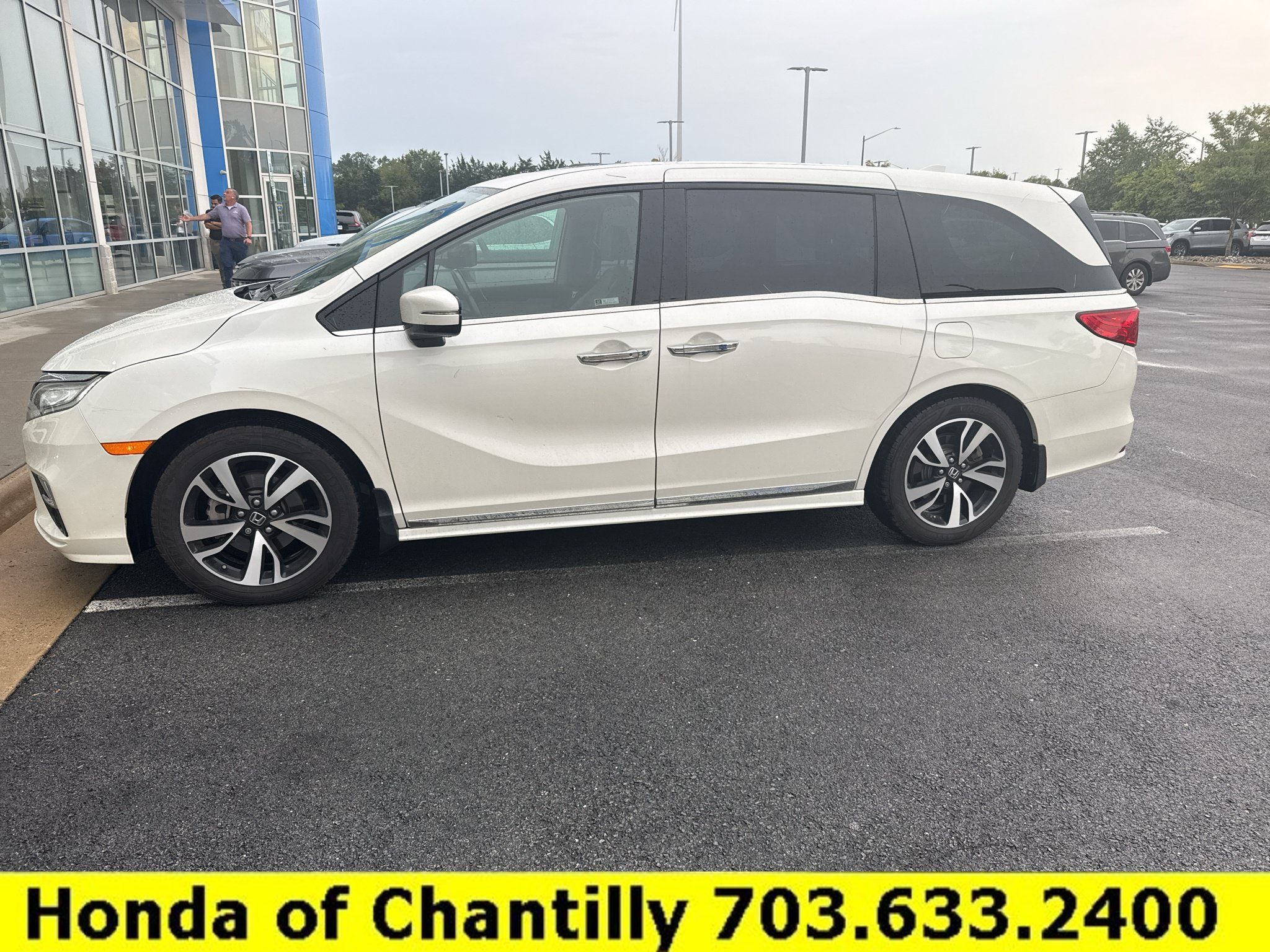 Used 2019 Honda Odyssey Elite image 1