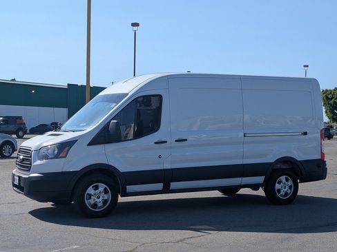 Used 2018 Ford Transit 250 148 Medium Roof image 2