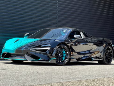 Used 2022 McLaren 765LT RWD image 12