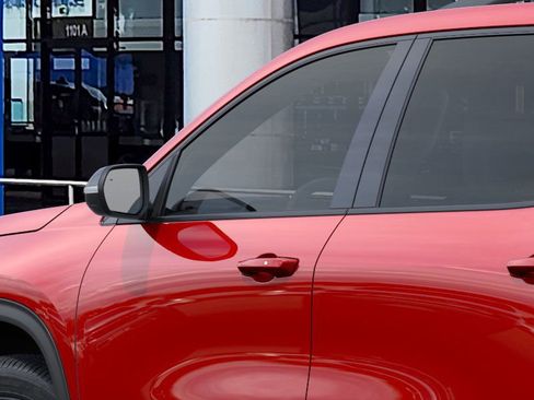 New 2026 Chevrolet Traverse LT image 12