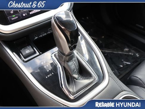 Used 2024 Subaru Outback Limited AWD/4WD image 40